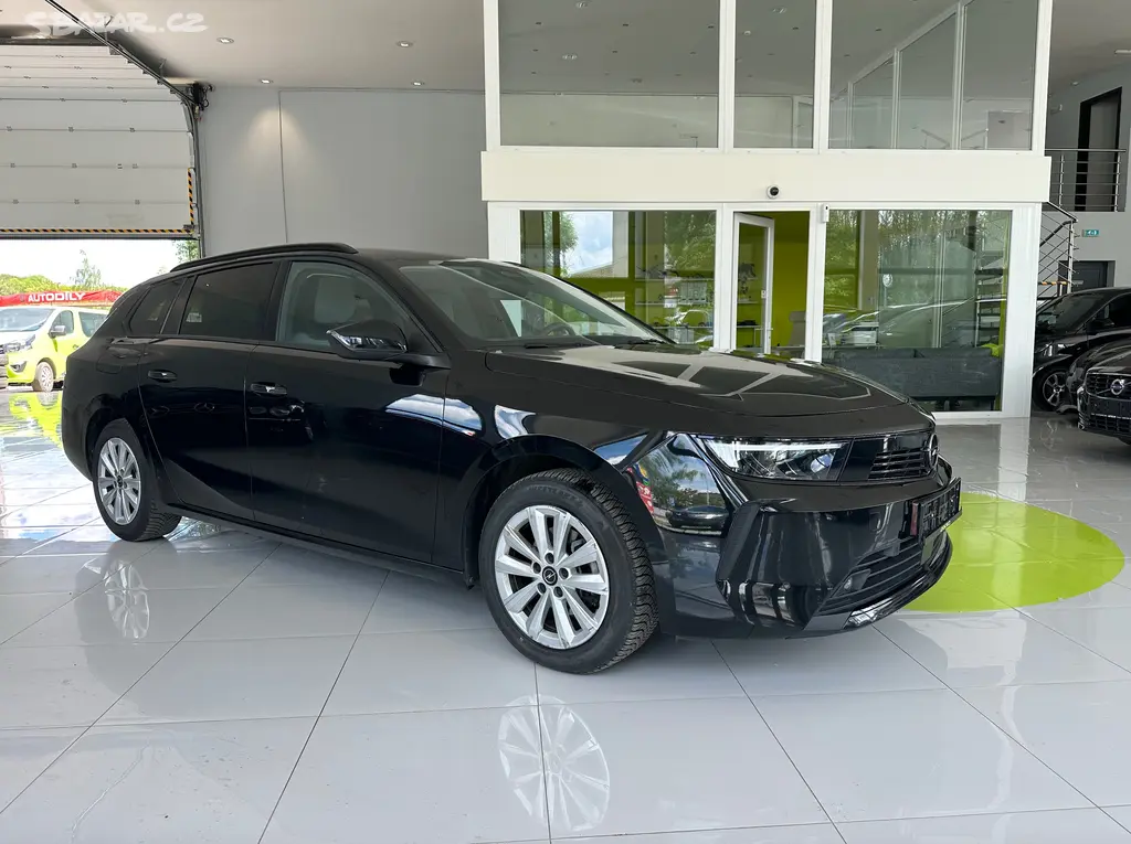 Opel Astra, L Sports Tourer 1.2 benzin